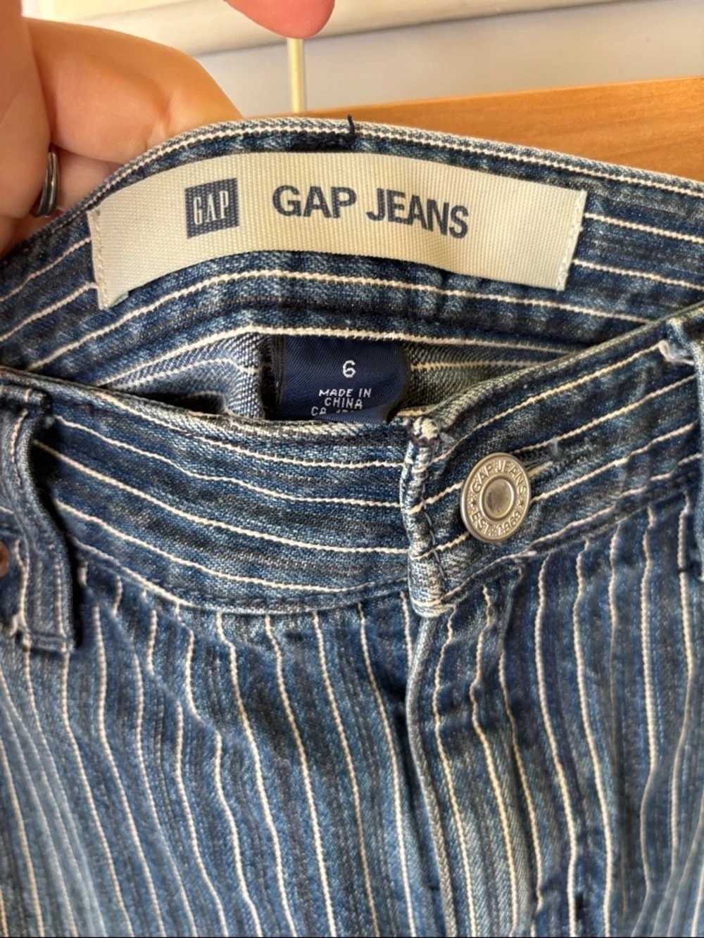 Vintage Y2K GAP Striped Denim Pencil Skirt Blue Slit Mid Rise Size M ( Size 6) - Picture 10 of 11